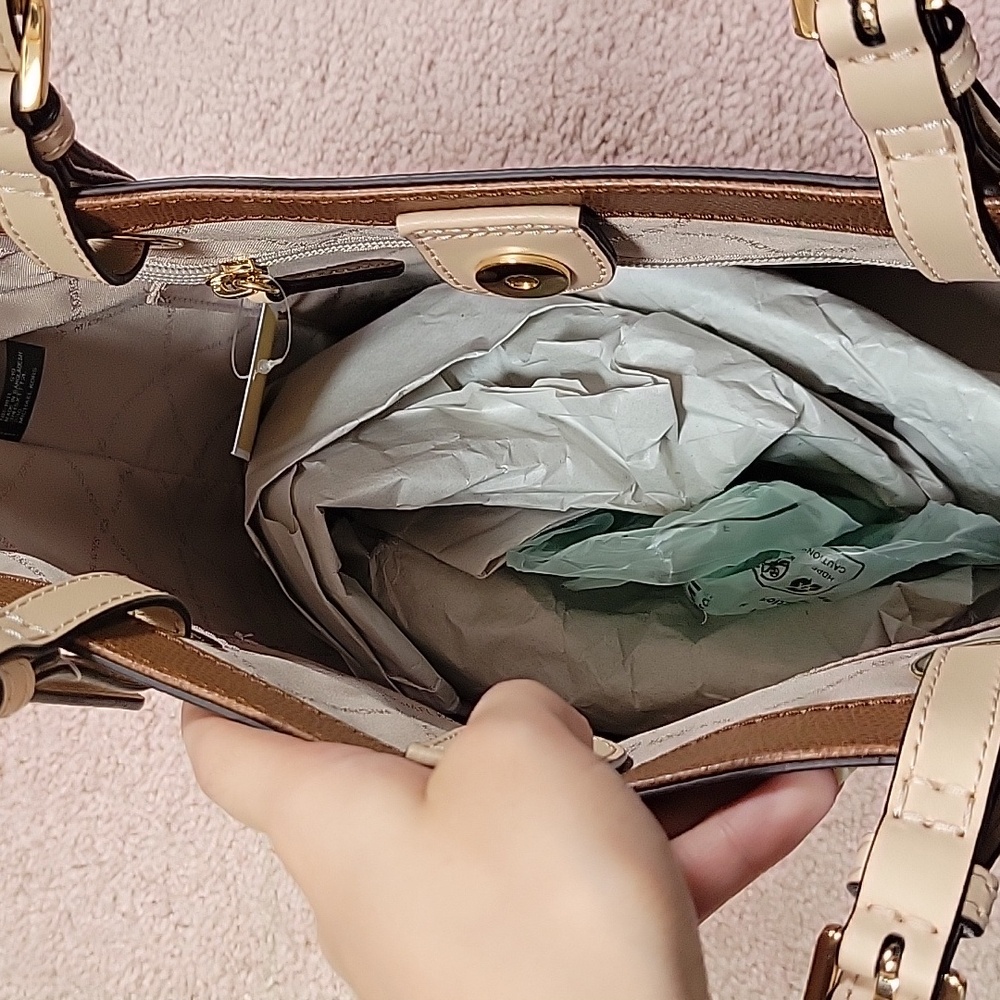 Michael Kors Jet Set Medium Tote Leather - Picture 10 of 14